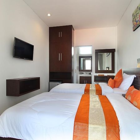 Lotus Tirta Seminyak Hotel Eksteriør billede